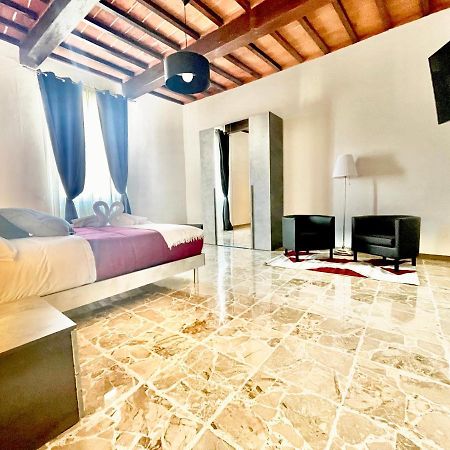 Il Barbero Apartment Siena Bagian luar foto