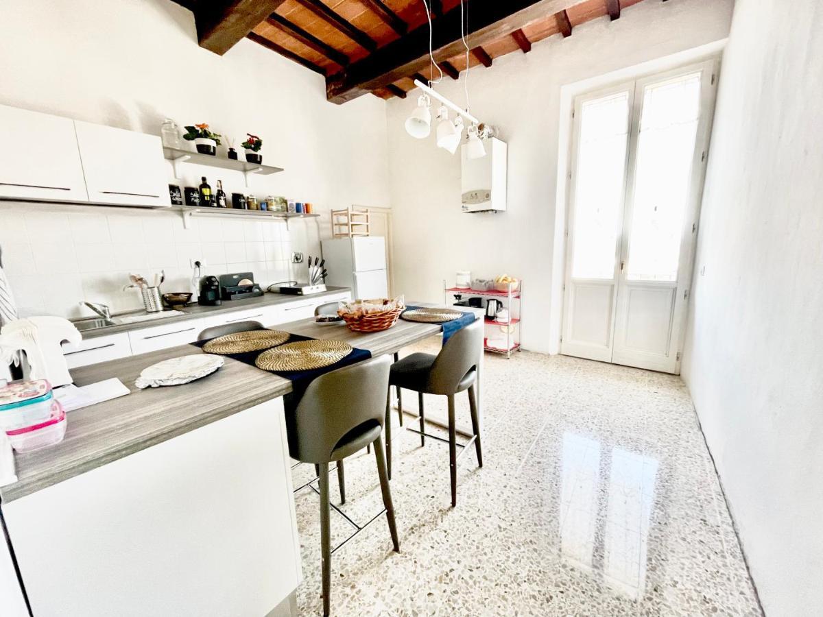 Il Barbero Apartment Siena Bagian luar foto