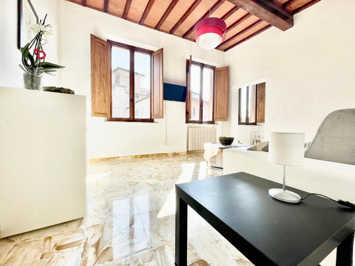 Il Barbero Apartment Siena Bagian luar foto