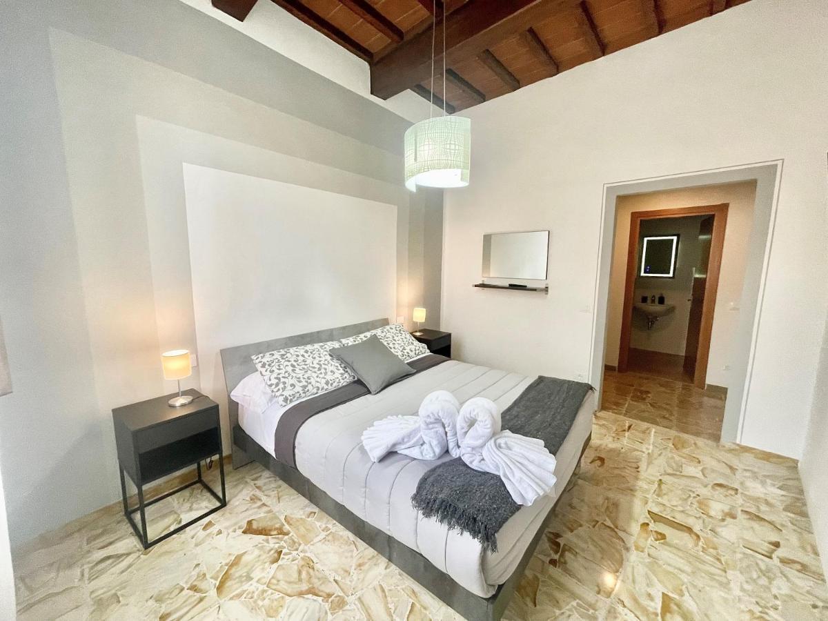 Il Barbero Apartment Siena Bagian luar foto